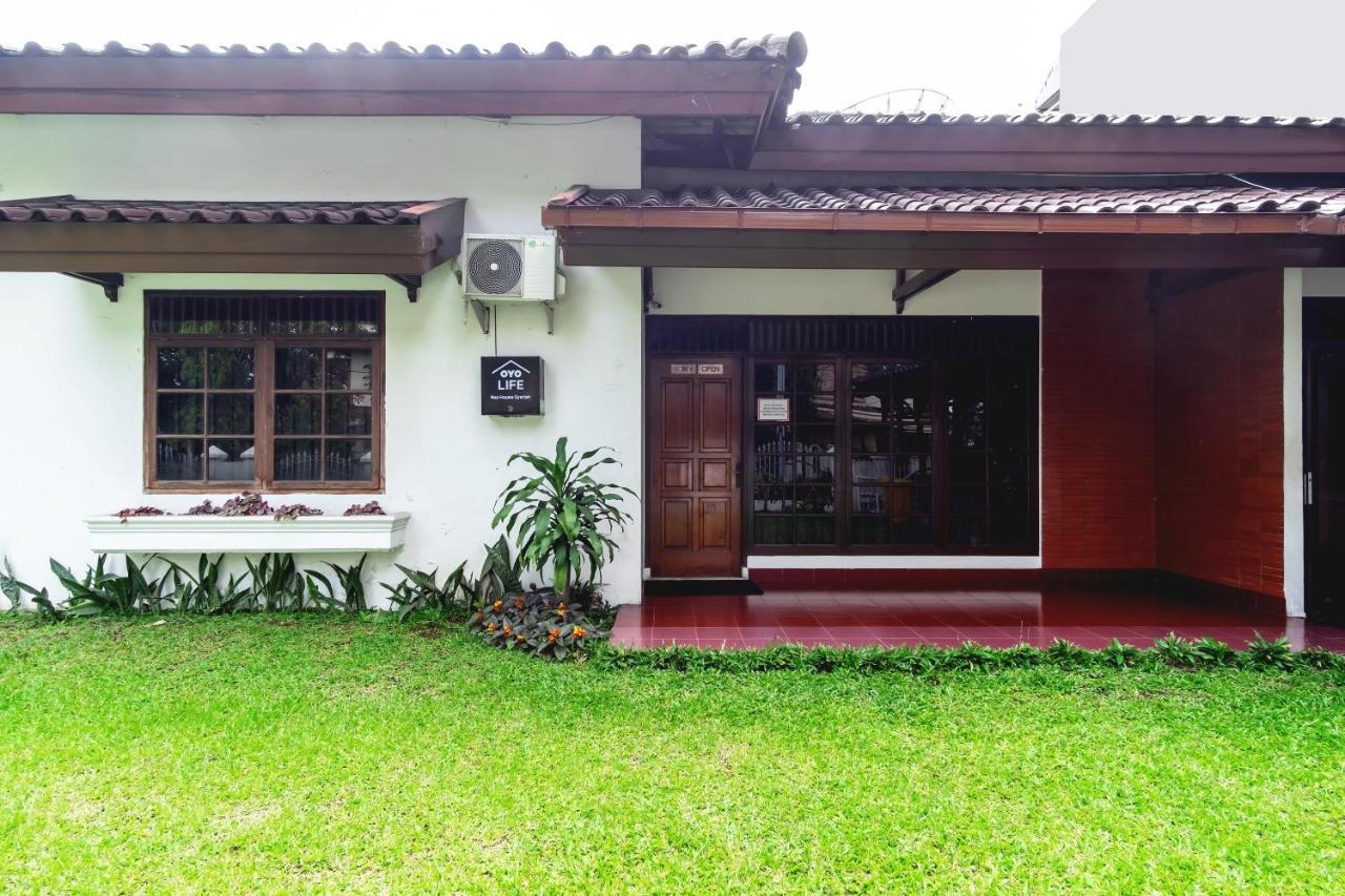 Oyo Living 2843 Raz House Syariah Hotel เมดาน ภายนอก รูปภาพ