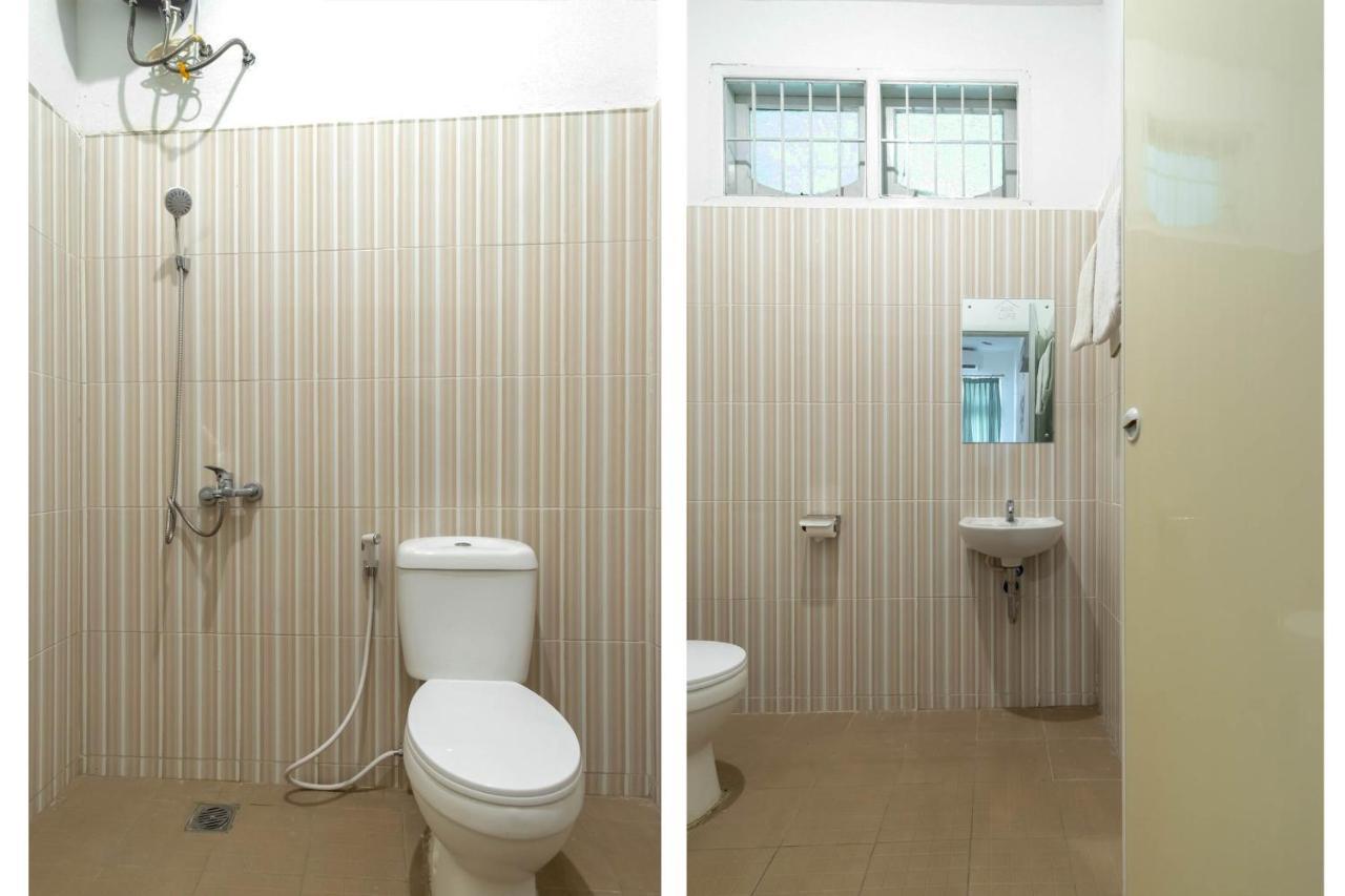 Oyo Living 2843 Raz House Syariah Hotel เมดาน ภายนอก รูปภาพ